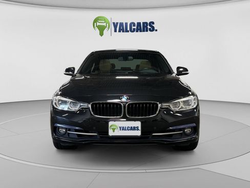 Used 2017 BMW 330i xDrive Sedan w/ Premium Package AWD/4WD image 8
