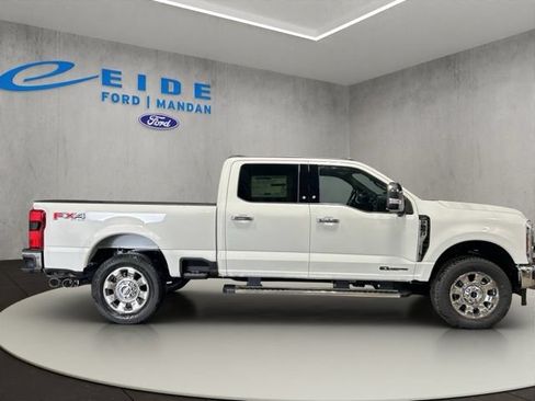 New 2026 Ford F250 Lariat AWD/4WD image 16