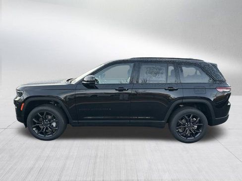 New 2025 Jeep Grand Cherokee Limited image 8