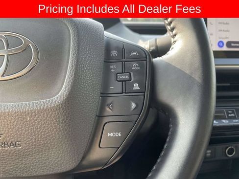 Used 2024 Toyota Prius LE FWD image 27