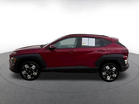 Used 2025 Hyundai Kona SEL image 7