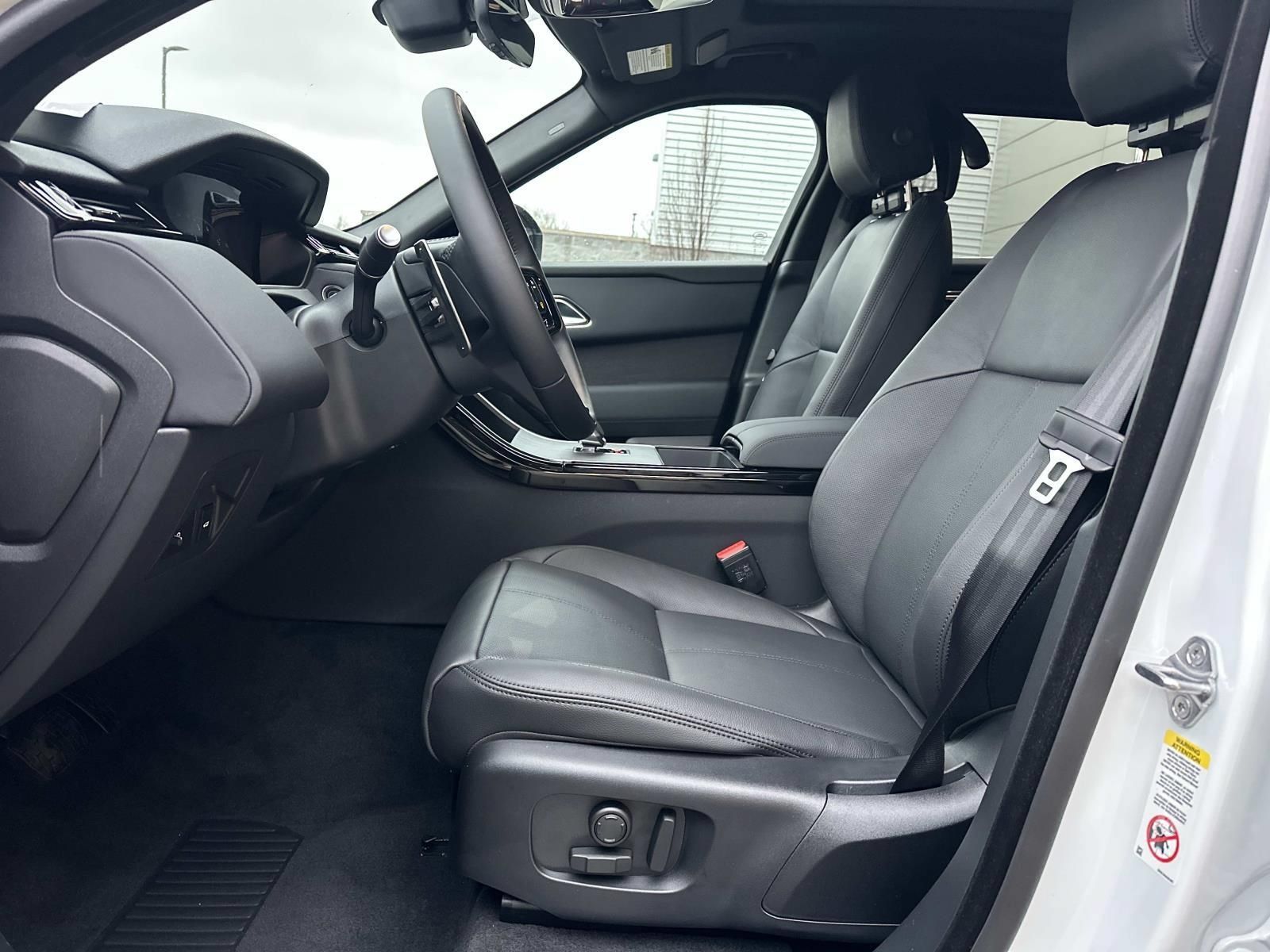 New 2026 Land Rover Range Rover Velar S AWD/4WD image 12