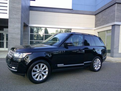 Used 2014 Land Rover Range Rover HSE AWD/4WD image 19