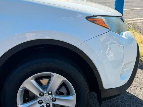 Used 2014 Toyota RAV4 XLE AWD/4WD image 17