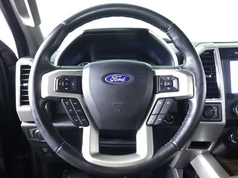 Used 2020 Ford F150 Lariat image 12