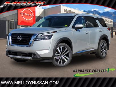New 2025 Nissan Pathfinder Platinum w/ Lighting Package (N92)