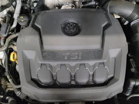 Used 2021 Volkswagen Tiguan SE image 30