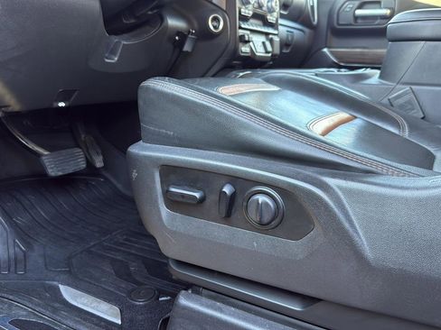 Used 2019 GMC Sierra 1500 AT4 w/ AT4 Premium Package image 10