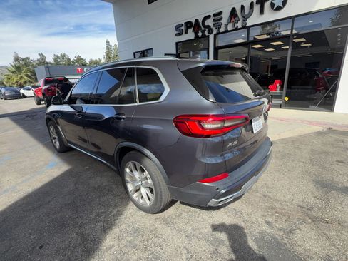 Used 2019 BMW X5 xDrive40i w/ Premium Package 2 image 4