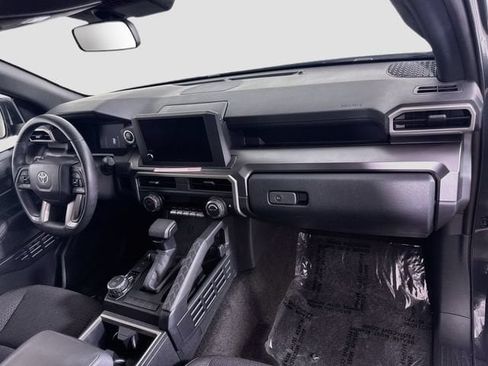 Certified 2026 Toyota 4Runner SR5 AWD/4WD image 29