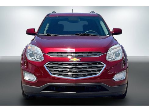 Used 2017 Chevrolet Equinox LT AWD/4WD image 2