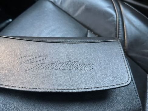 Used 2015 Cadillac Escalade ESV Luxury image 28