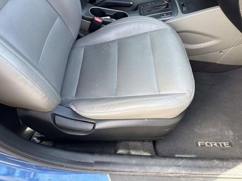 Used 2014 Kia Forte EX w/ Premium Package FWD image 14