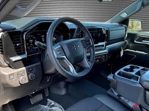 New 2026 Chevrolet Silverado 1500 RST AWD/4WD image 7