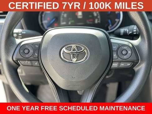Used 2025 Toyota RAV4 XLE AWD/4WD image 19