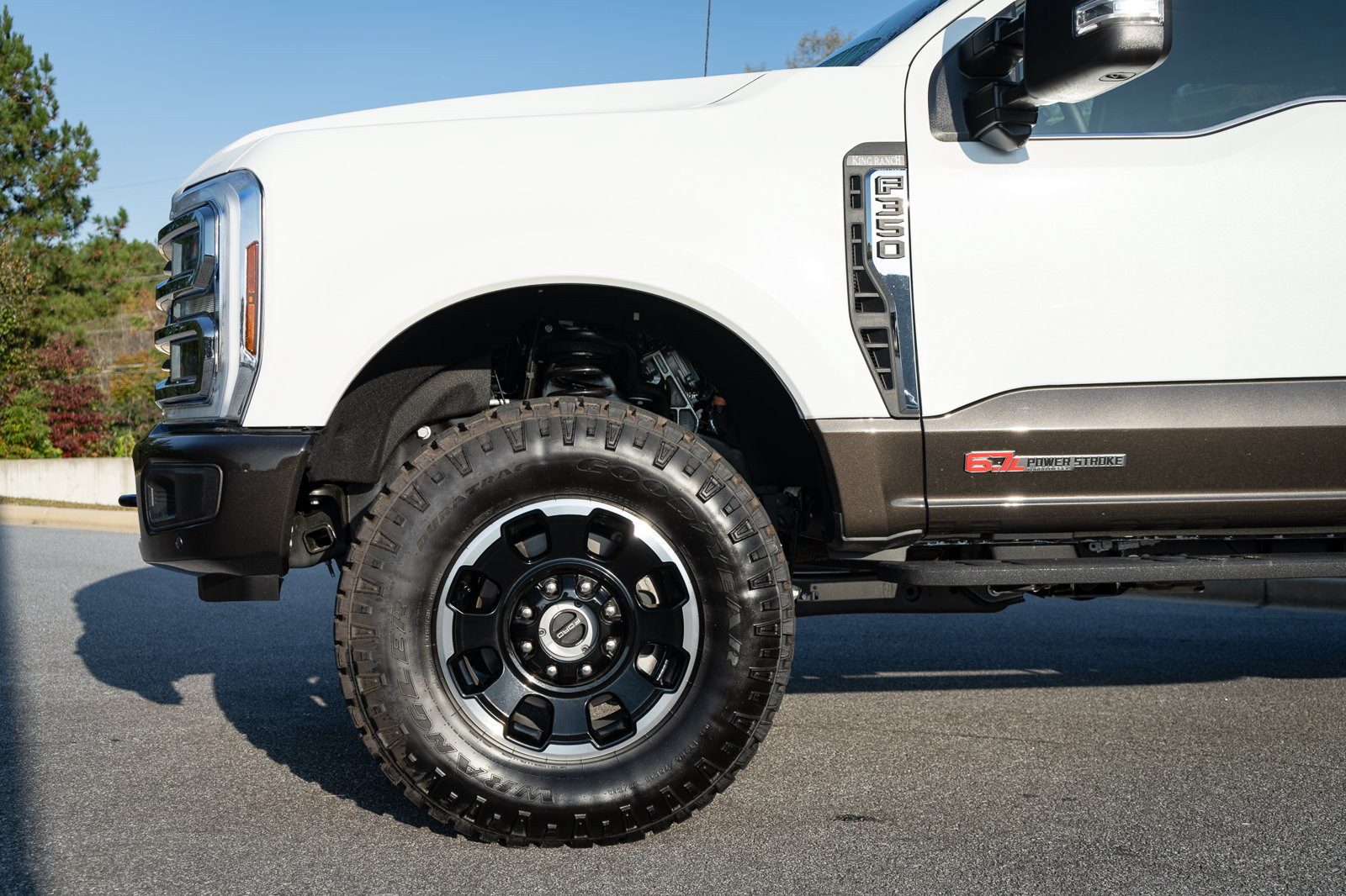 Used 2025 Ford F350 King Ranch w/ Tremor Off-Road Package AWD/4WD image 12