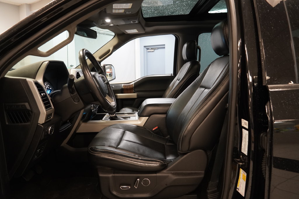 Used 2018 Ford F150 Lariat w/ Equipment Group 502A Luxury AWD/4WD image 6