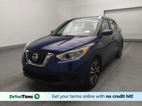 Used 2018 Nissan Kicks SV image 1