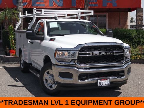 Used 2024 RAM 2500 Tradesman w/ Chrome Appearance Group RWD image 2