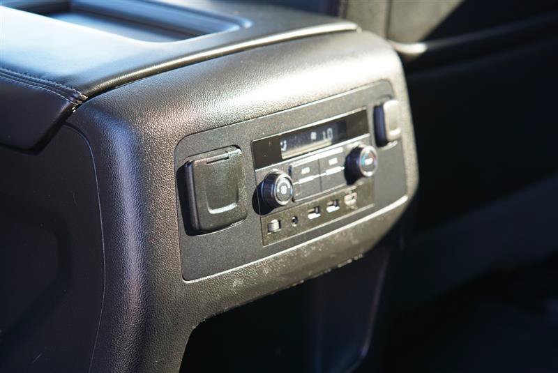 Used 2018 Chevrolet Tahoe LT AWD/4WD image 77