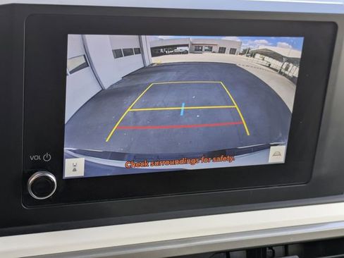 Used 2024 Toyota Tacoma TRD Off-Road image 16