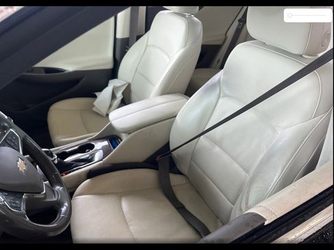 Used 2021 Chevrolet Malibu Premier FWD image 3