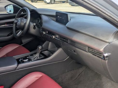 Used 2024 MAZDA MAZDA3 s image 32