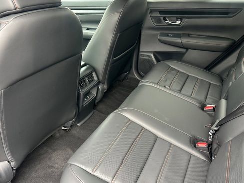 Used 2025 Honda CR-V Sport-L image 13