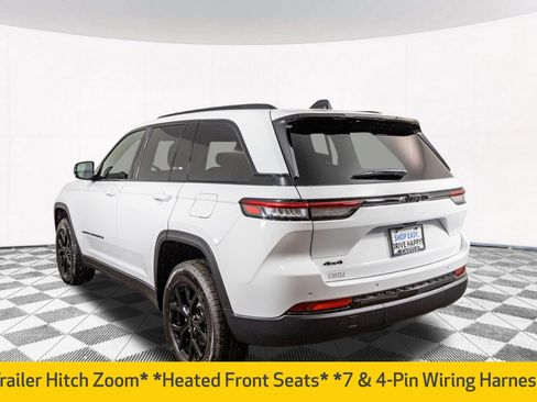 New 2025 Jeep Grand Cherokee Laredo image 13