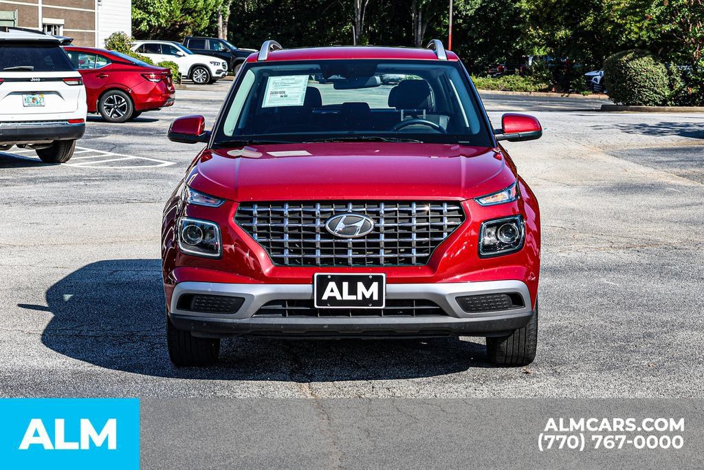 Used 2025 Hyundai Venue SEL FWD image 10