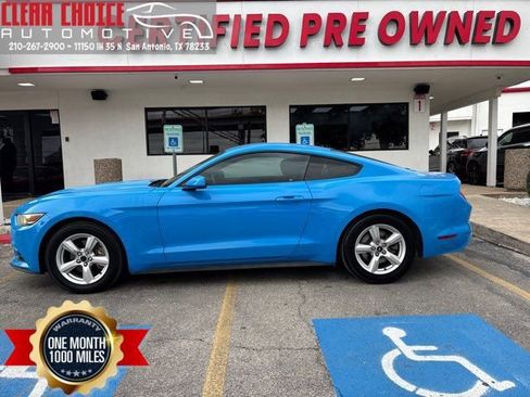 Used 2017 Ford Mustang Coupe image 1