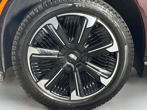 Used 2026 Cadillac Escalade IQ Sport 2 AWD/4WD image 12
