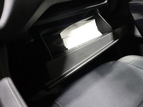 Used 2024 Nissan Pathfinder S AWD/4WD image 30