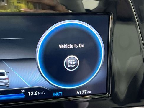 Used 2022 Hyundai Elantra SEL w/ Convenience + Premium Package image 26