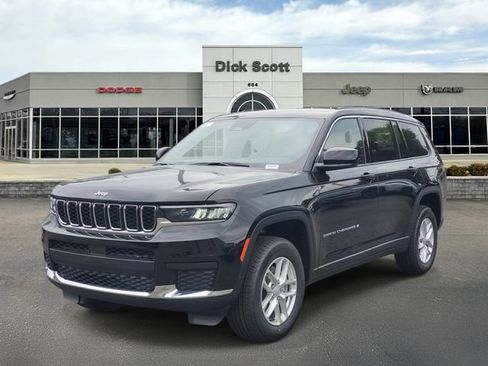 New 2026 Jeep Grand Cherokee L Laredo AWD/4WD image 2