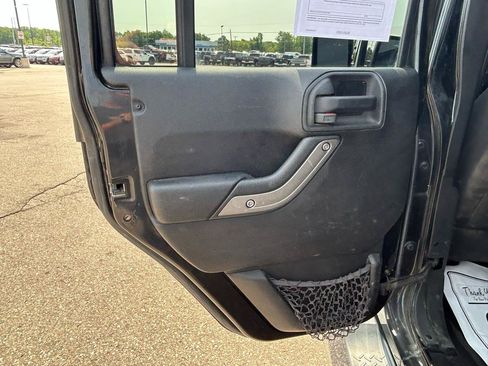 Used 2014 Jeep Wrangler Unlimited Sport w/ Quick Order Package 24S AWD/4WD image 13