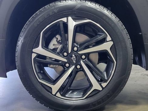Used 2023 Chevrolet TrailBlazer RS AWD/4WD image 10