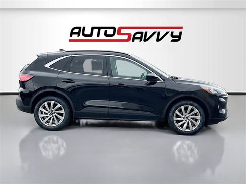 Used 2022 Ford Escape Titanium w/ Titanium Elite Package image 8