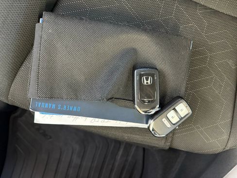 Used 2015 Honda Fit EX image 15