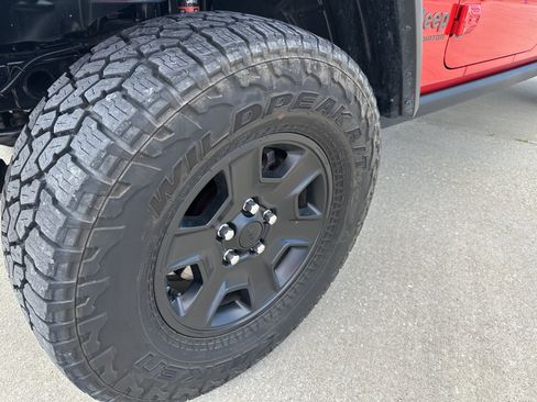 Used 2021 Jeep Gladiator Mojave image 9