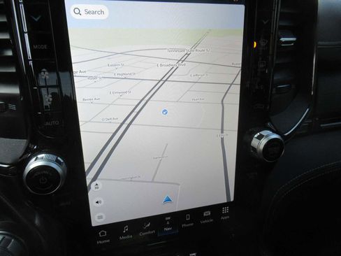 Used 2024 RAM 1500 Limited w/ Body Color Bumper Group image 36