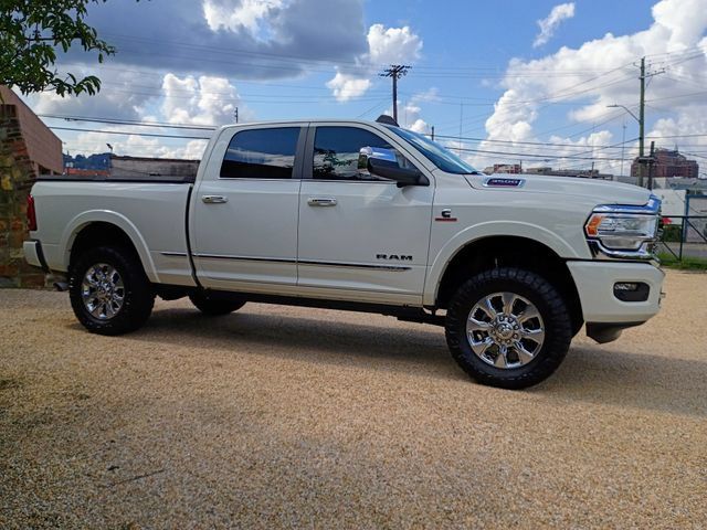 Used 2022 RAM 3500 Limited AWD/4WD image 15