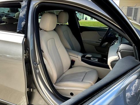 Used 2020 Mercedes-Benz A 220 image 7