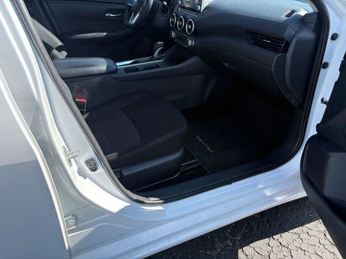 Used 2024 Nissan Sentra SV image 10