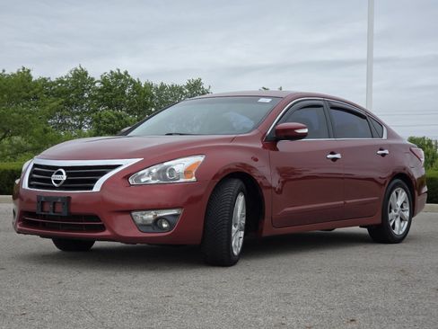 Used 2013 Nissan Altima 2.5 SL w/ 2.5 Moonroof Pkg FWD image 14