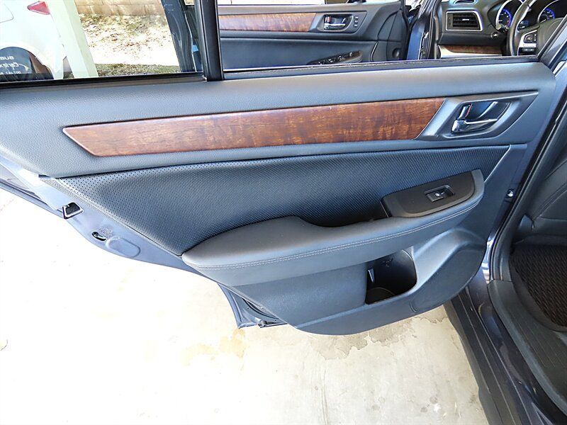 Used 2015 Subaru Outback 3.6R Limited AWD/4WD image 29
