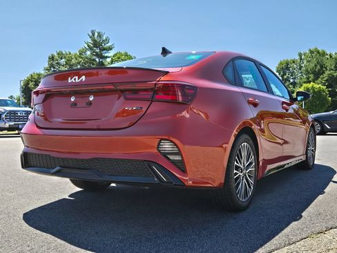 Used 2023 Kia Forte GT-Line w/ GT-Line Premium Package FWD image 6