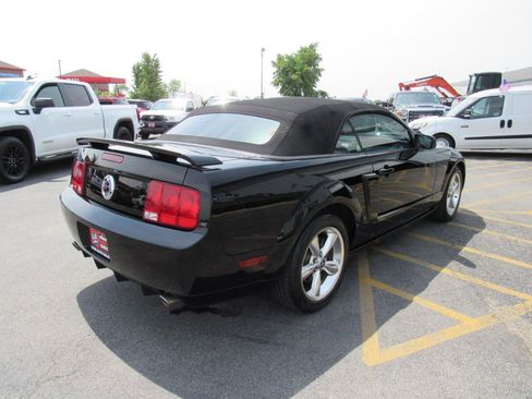 Used 2008 Ford Mustang GT RWD image 6