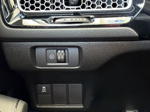 Certified 2025 Honda Civic Sport image 31