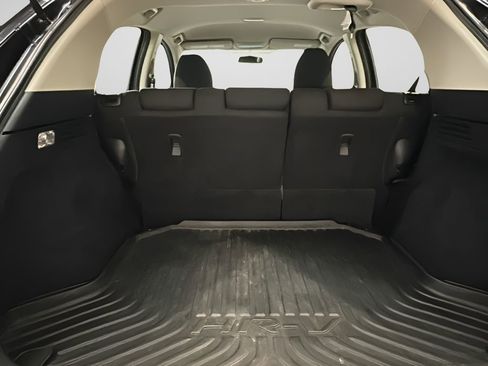 Used 2018 Honda HR-V LX image 16